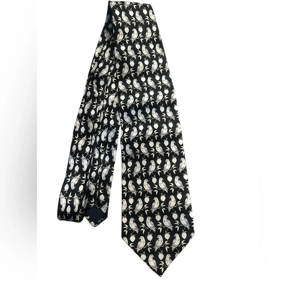 Robert Baldini Paris Mens Neck Tie - Parrot Print - Black and White
